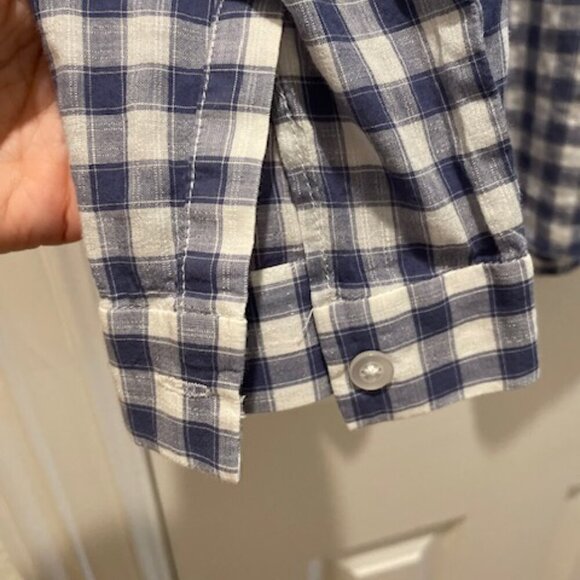 Women's Lafayette 148 Blue and White Cotton Buttondown Size Medium - Picture 6 of 6